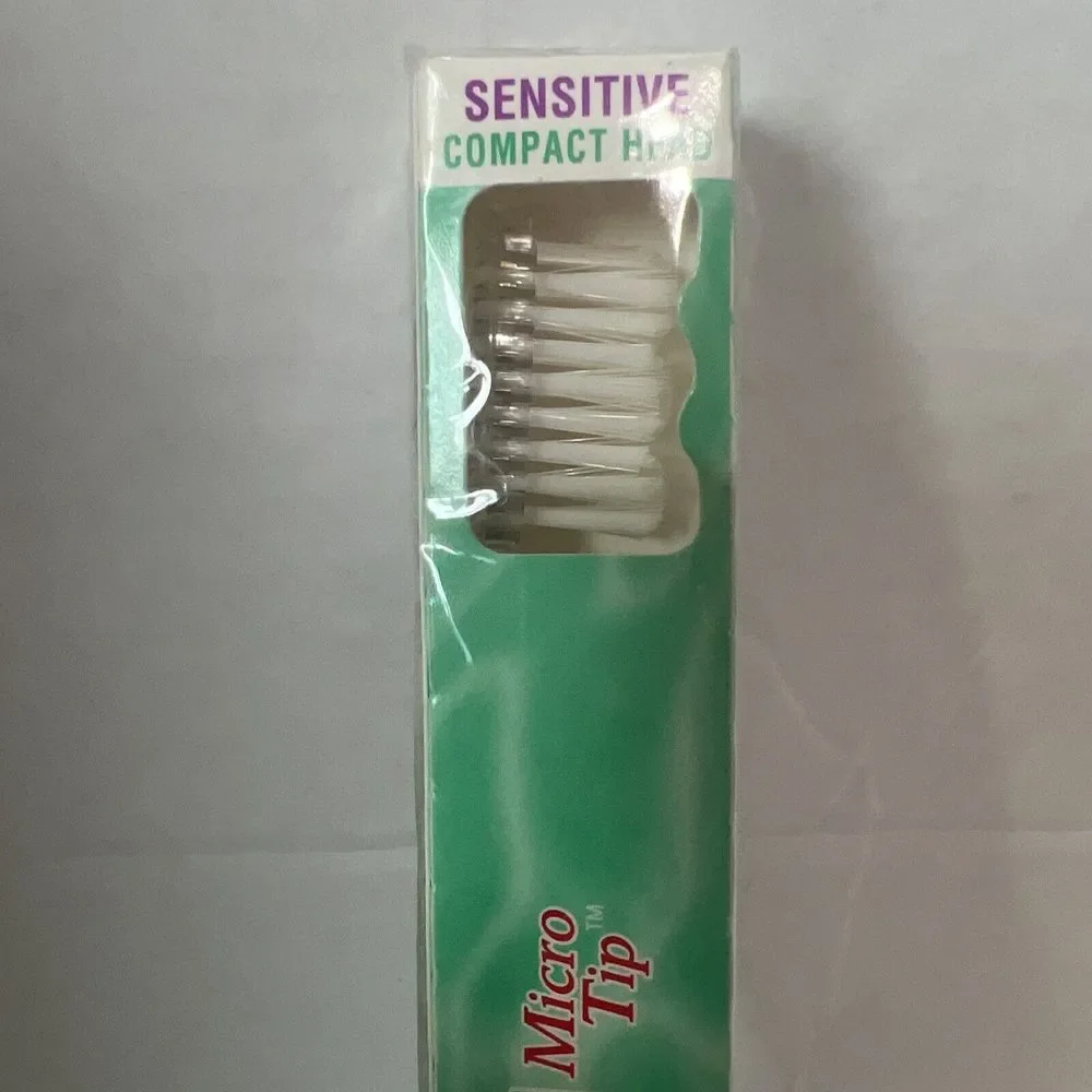 Butler Gum Toothbrush #475 Sensitive‎ Compact Head